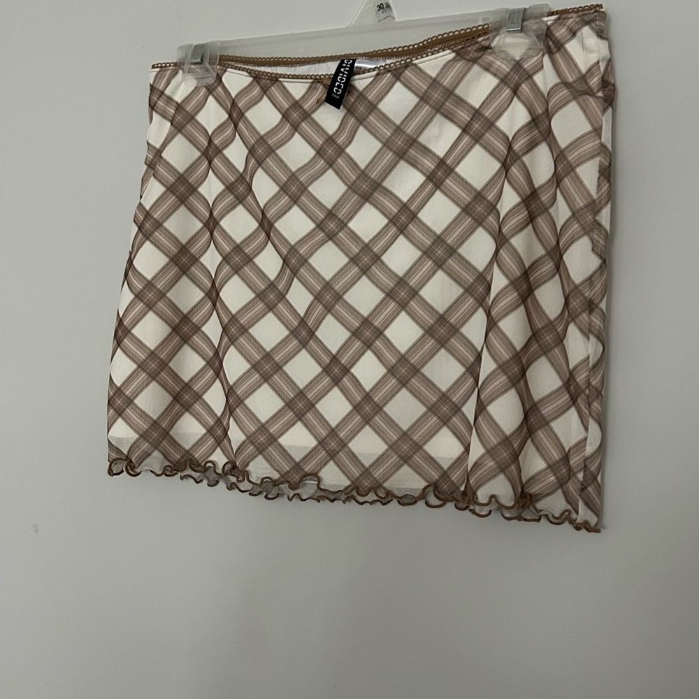 Plaid mini skirtt